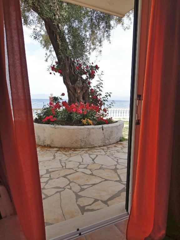 Apartments Corfu Sun Sea Side Benitses  Ruang foto