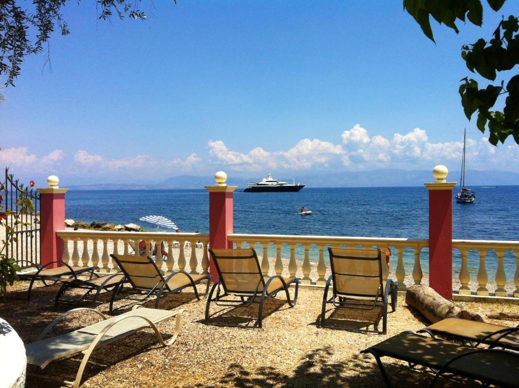 Apartments Corfu Sun Sea Side Benitses  Bagian luar foto